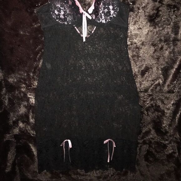 Pink Satin Trimmed Black Stretch Lace Slip NWT - Picture 3 of 7